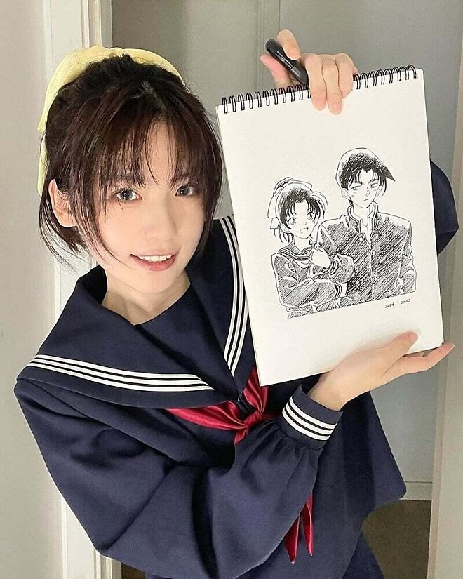 코난 여캐 코스프레녀