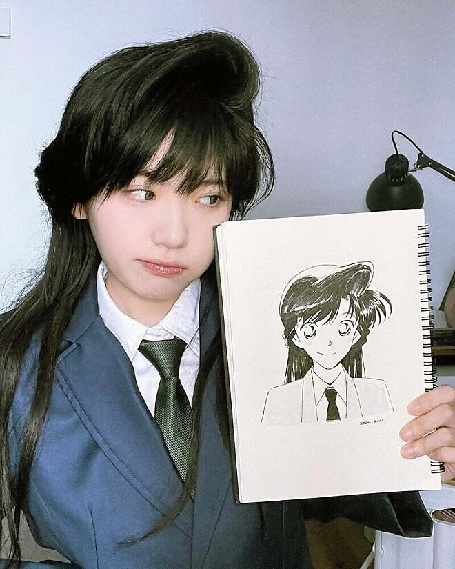 코난 여캐 코스프레녀