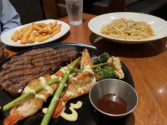 아웃백에 부시맨 안나와요...