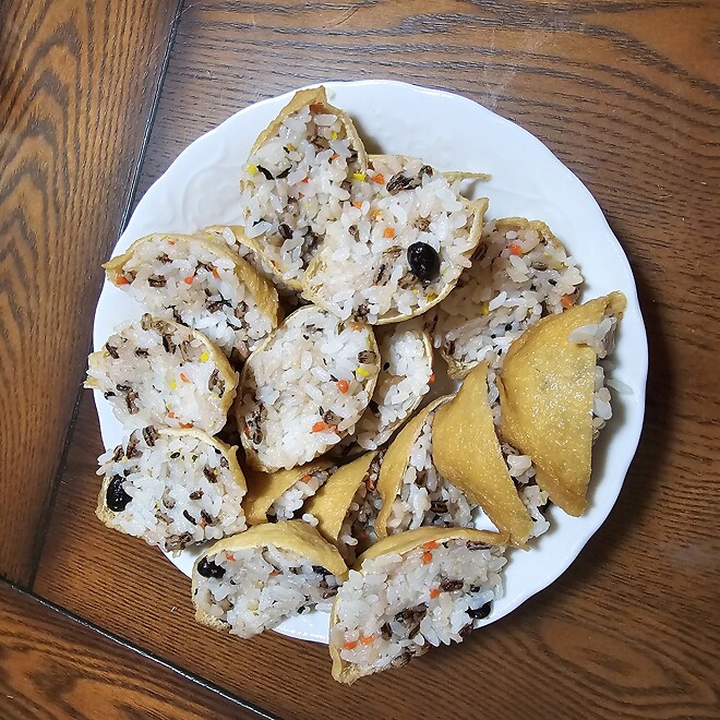 일요일 점심은 유부 초밥