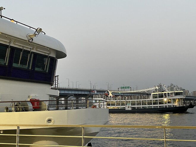 여의도 한강버스터미널 비어바