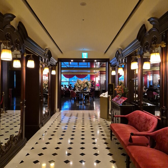 레스케이프 호텔의 팔레드 신에 다녀왔습니다