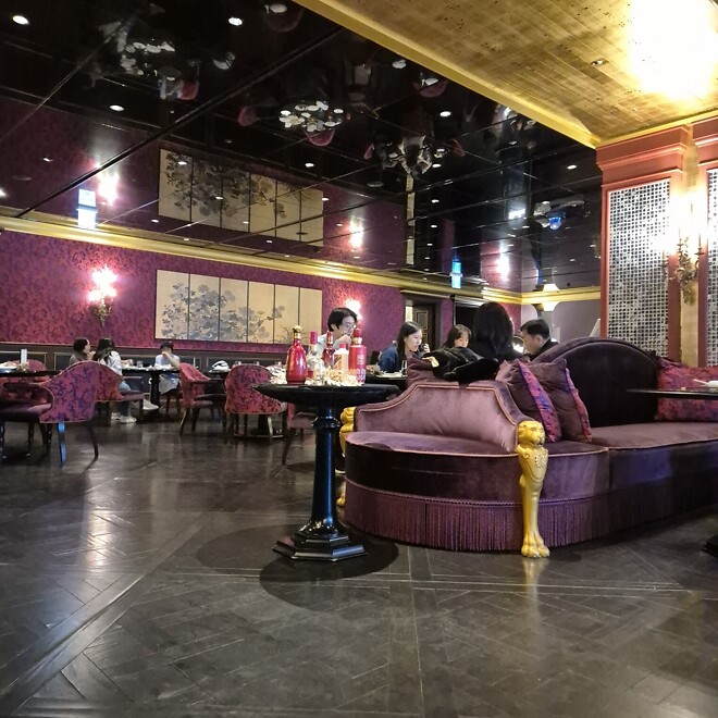 레스케이프 호텔의 팔레드 신에 다녀왔습니다