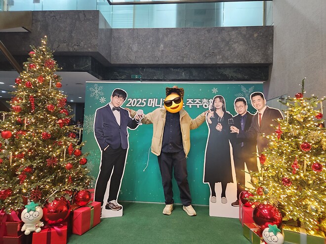 포토존, Q&amp;amp;A판넬, 재입장