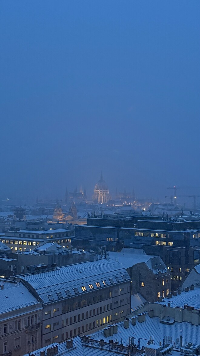 부다페스트 설경 예쁘네요
