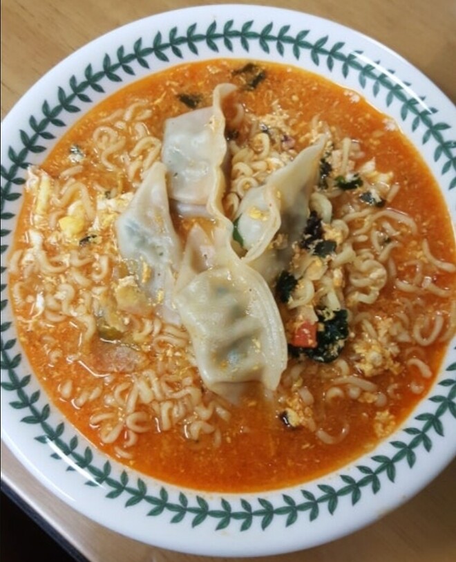 당신은 오늘 만두를 주문할 것이다.