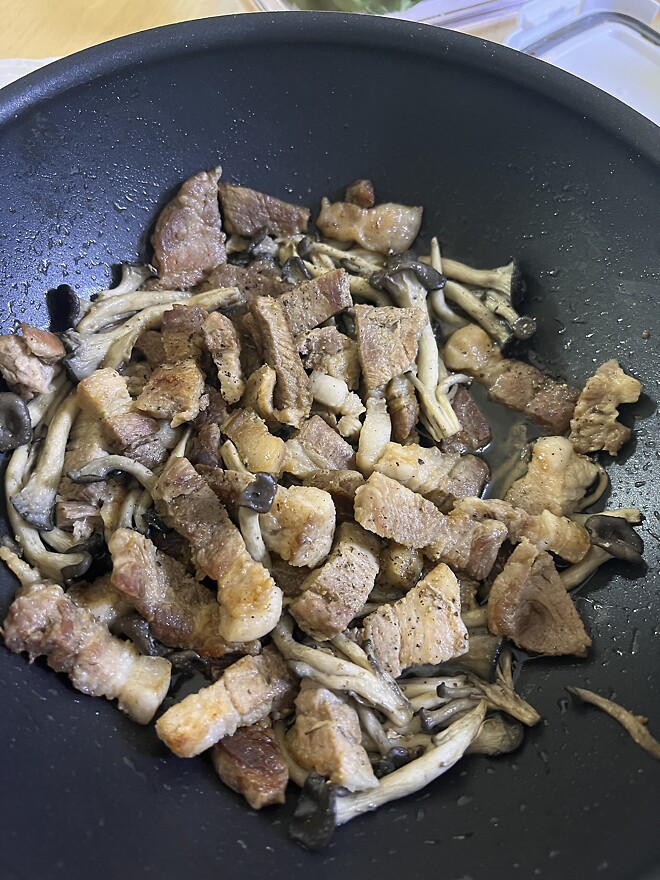 고기는 못구워도 정말 맛있음