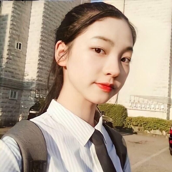 데뷔 이전의 카리나