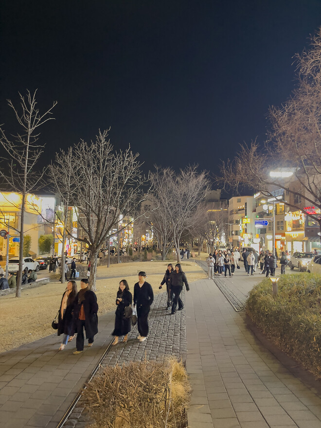 [씹덕은 지금] 코지한 홍대