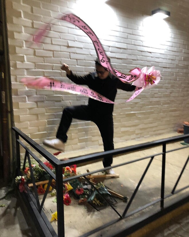 유머) 어느 카페의 화환 스토리