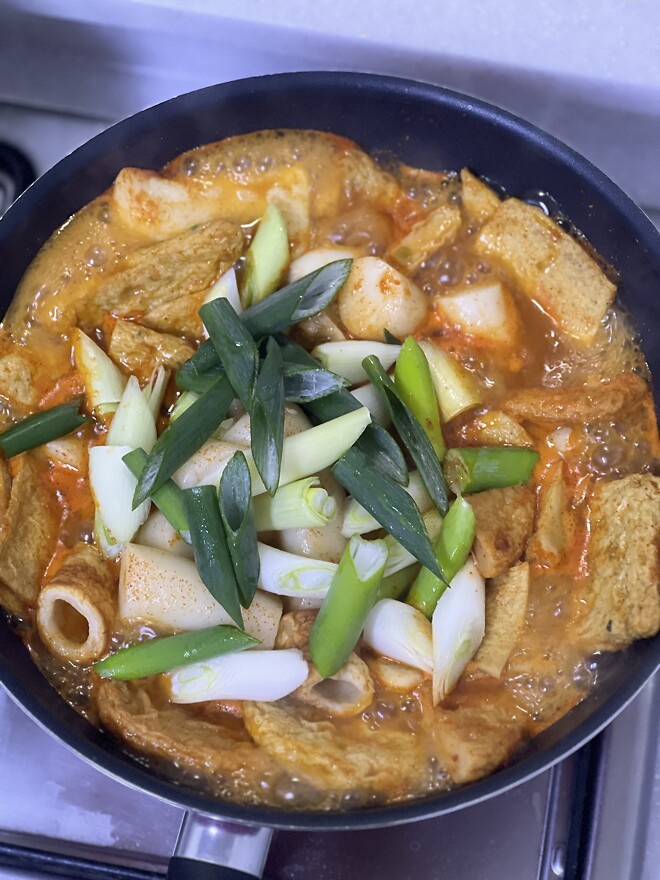 제타박 고래사 어묵으로 떡볶이 만듬 (aka.와우)