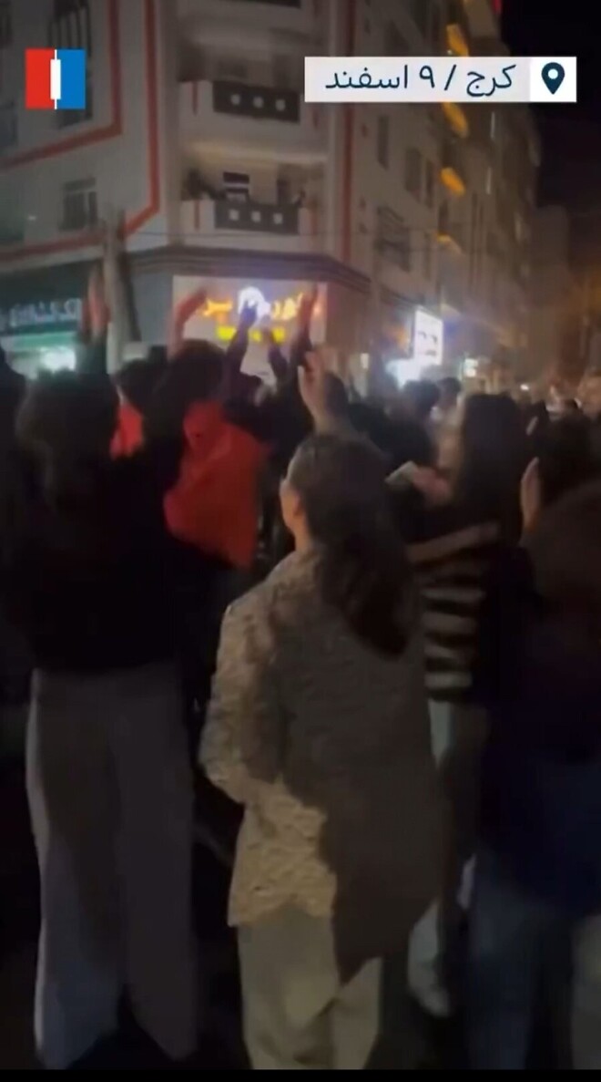 히잡 벗고 하메네이 사진 떼 내는 이란 여자들