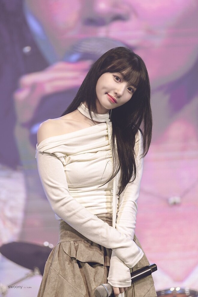 오마이걸, 배유빈