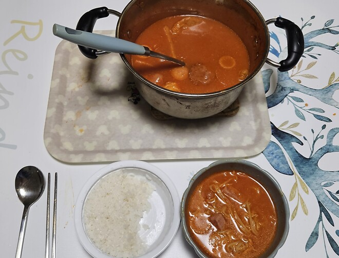 부대전골 먹었어요