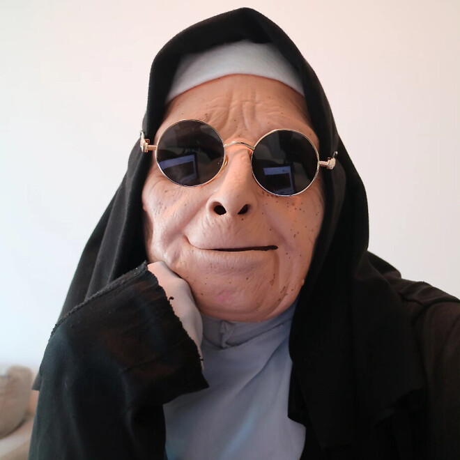 애기 슈카 닮은 꼴