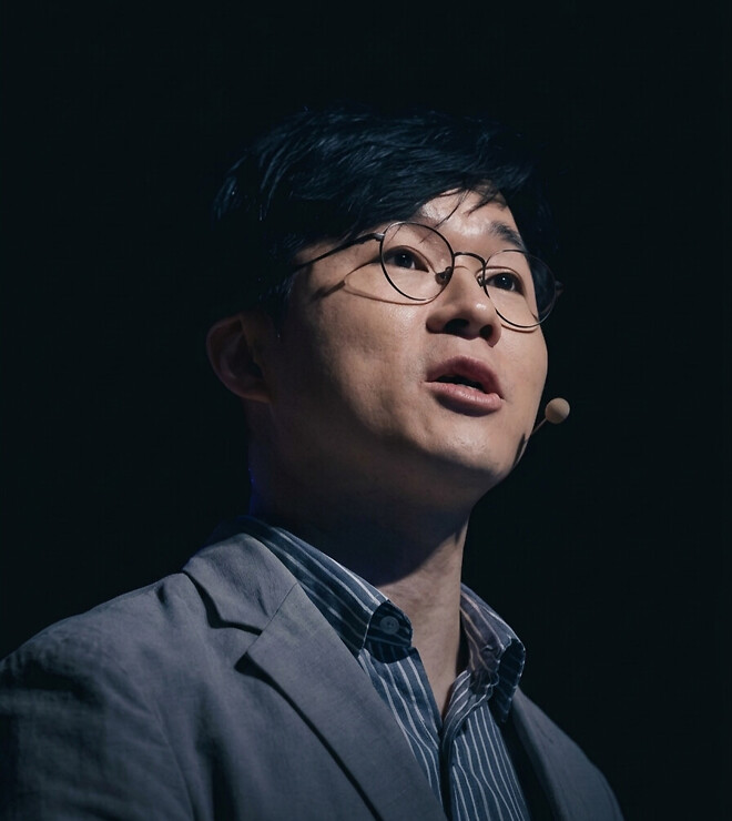 슈카형 진짜 잘생겼네